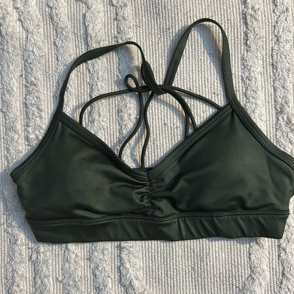 Green alo sport bra